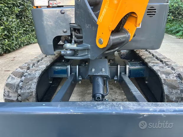 MINIESCAVATORE RSV 18Q
